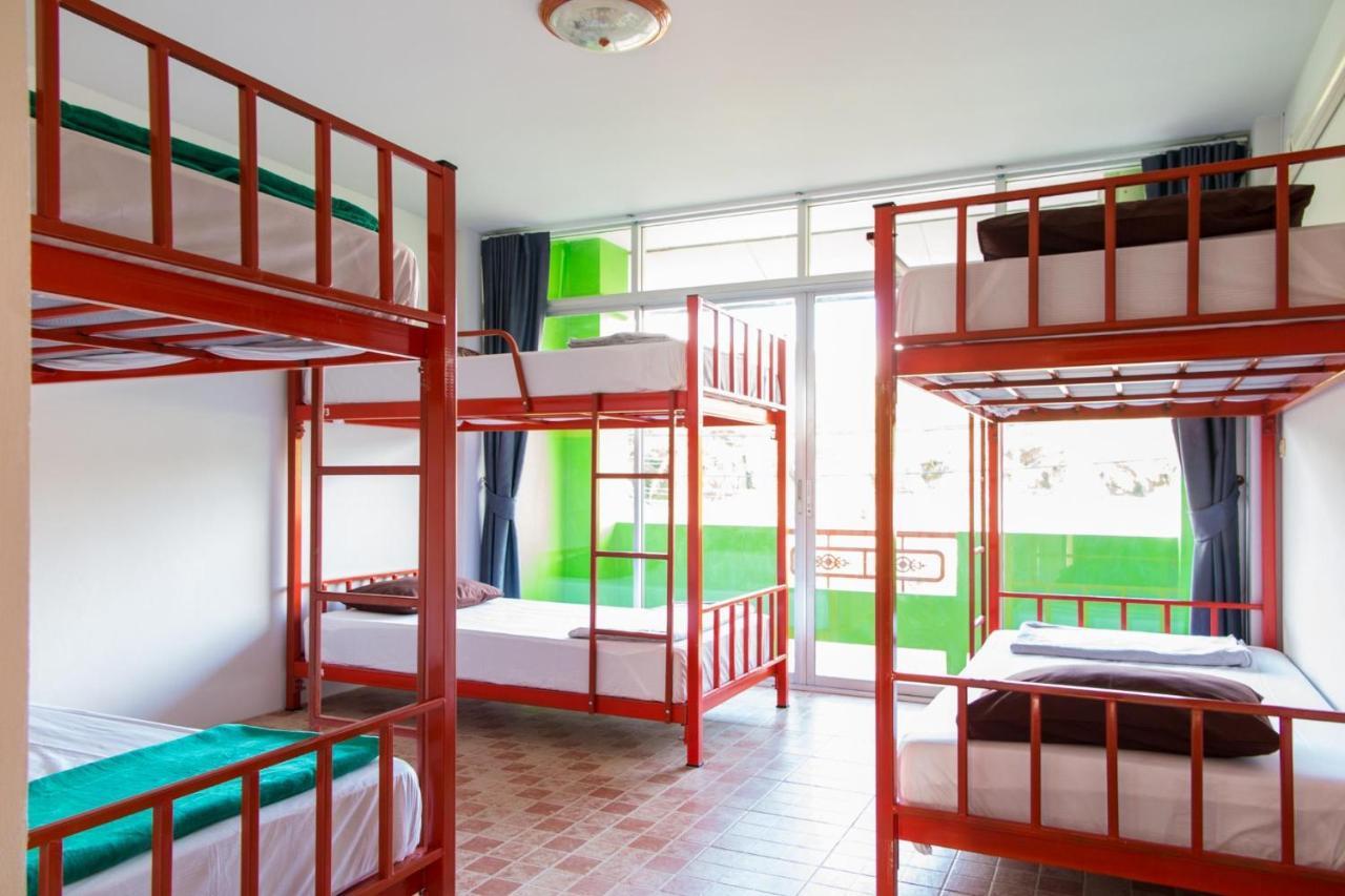 Fan Dee Hostel Koh Lanta Exterior photo